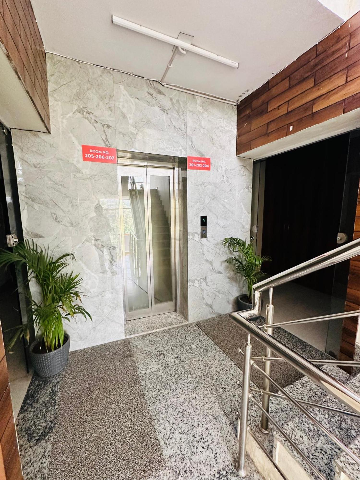 Hotel Royal Orbit By Arony Hospitality Dehradun Eksteriør billede